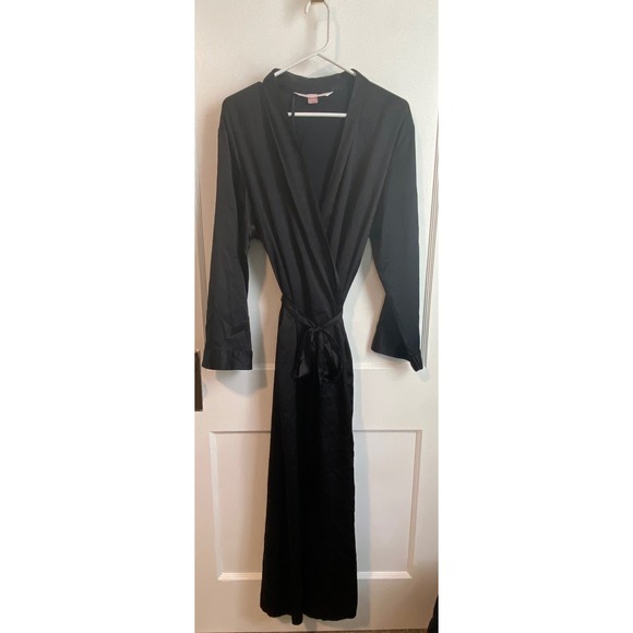 Victoria's Secret Other - Victorias Secret Vintage Black Satin Long Robe Wrap Belted Sleepwear Med/Lg